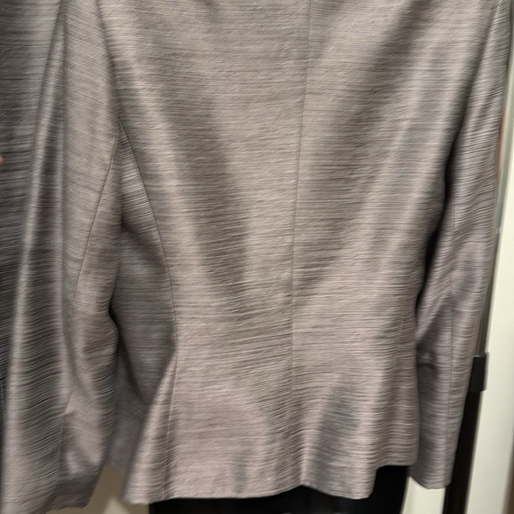 Kasper 2 pc suit - Picture 4 of 6